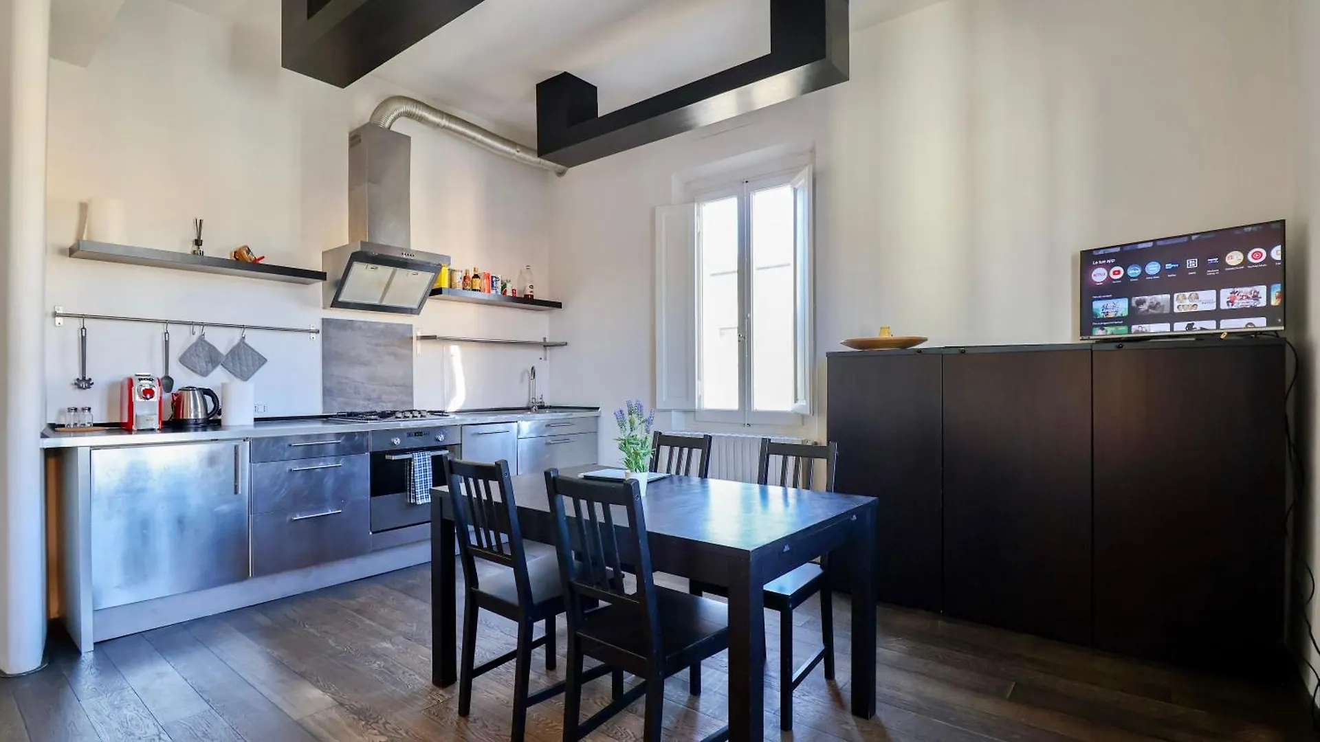 Cozy Apartment In The Center - With Wi-Fi, Smart Tv Pistoia