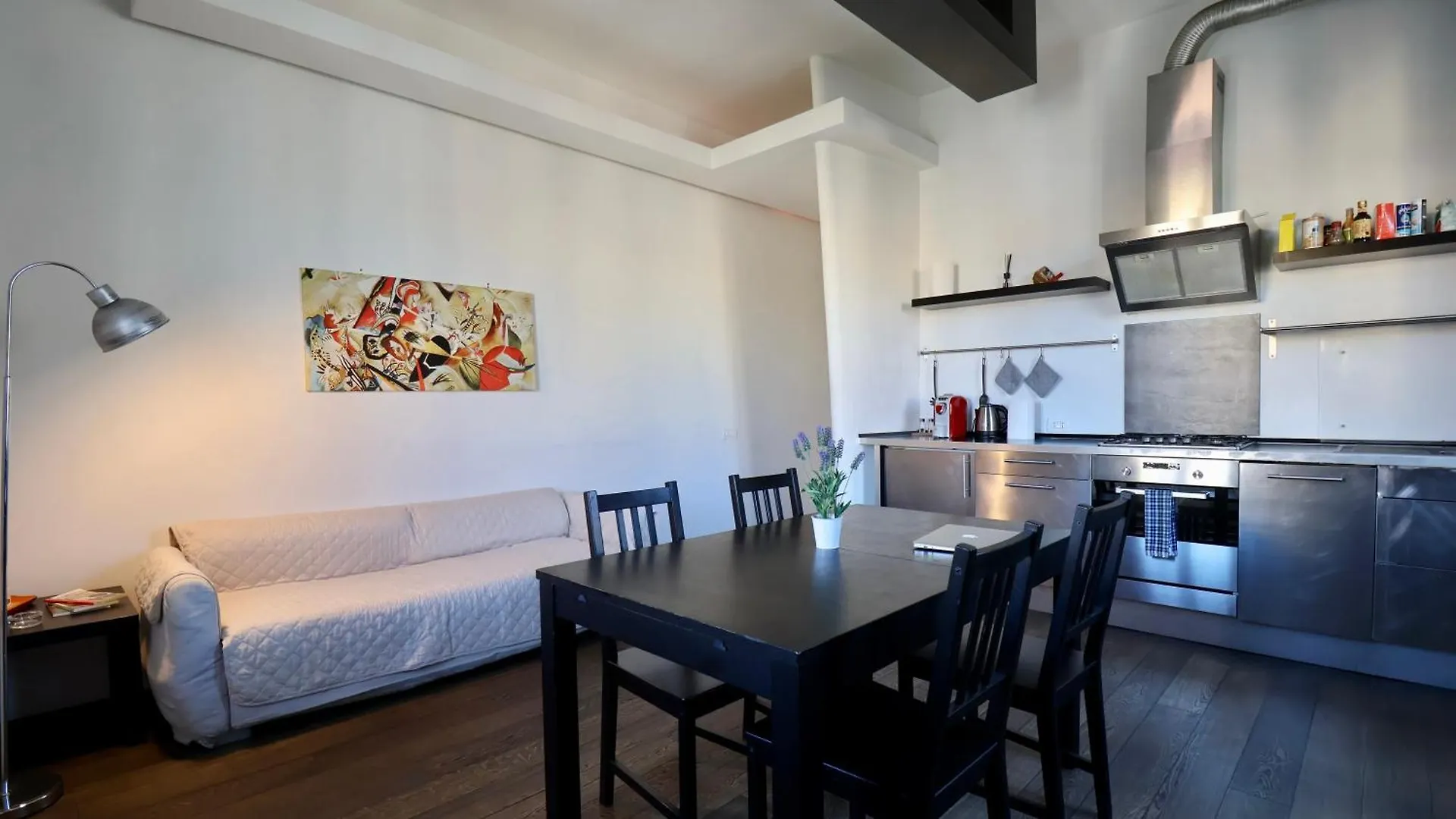 Cozy Apartment In The Center - With Wi-Fi, Smart Tv Pistoia 0*,  Italy